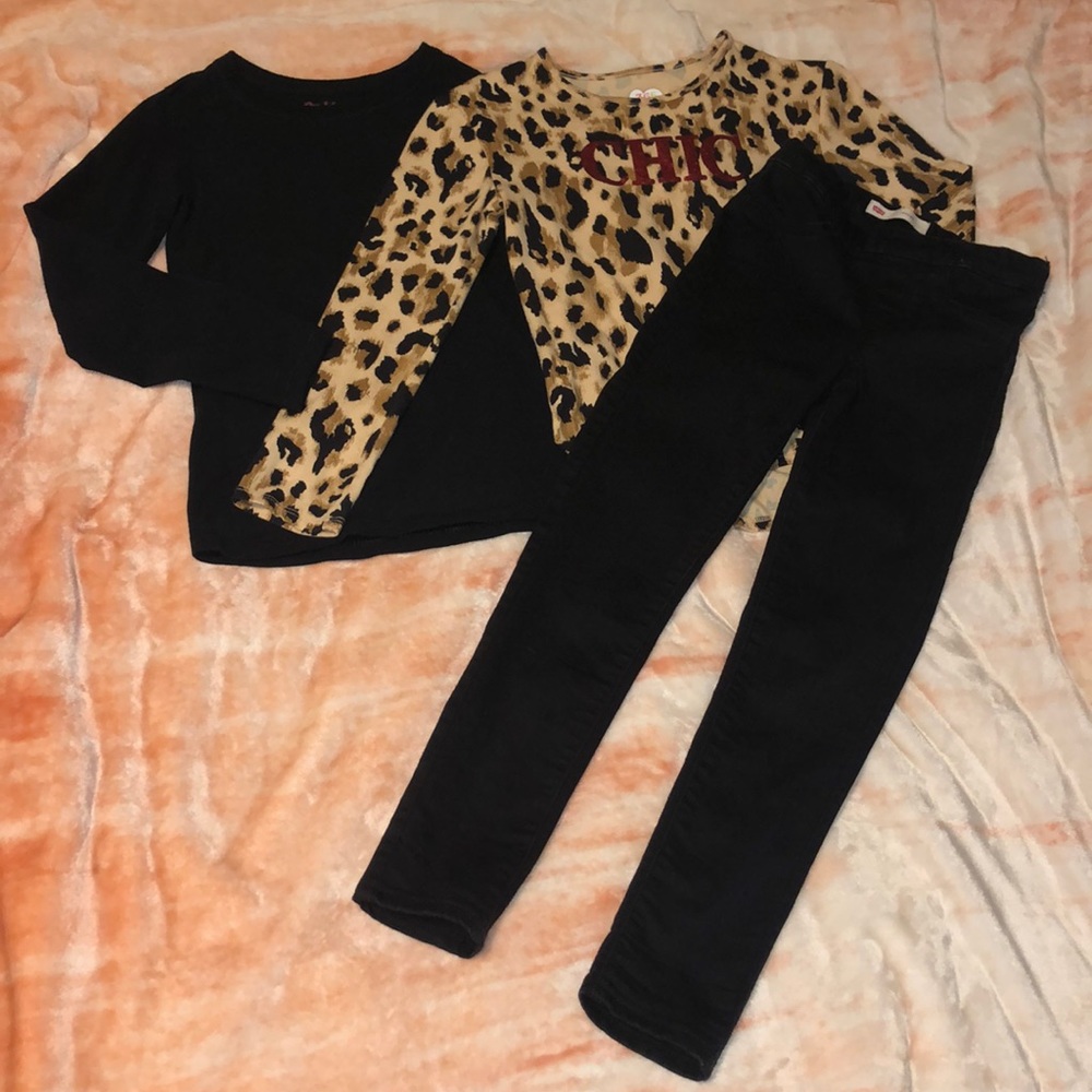 Girls 2 shirts, 1 pair of pant bundle